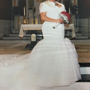 Elegant White Wedding Gown